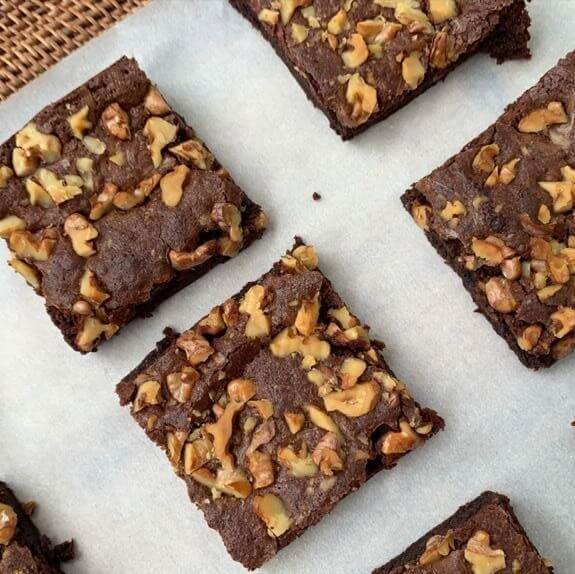 Whole Wheat Walnut Brownies